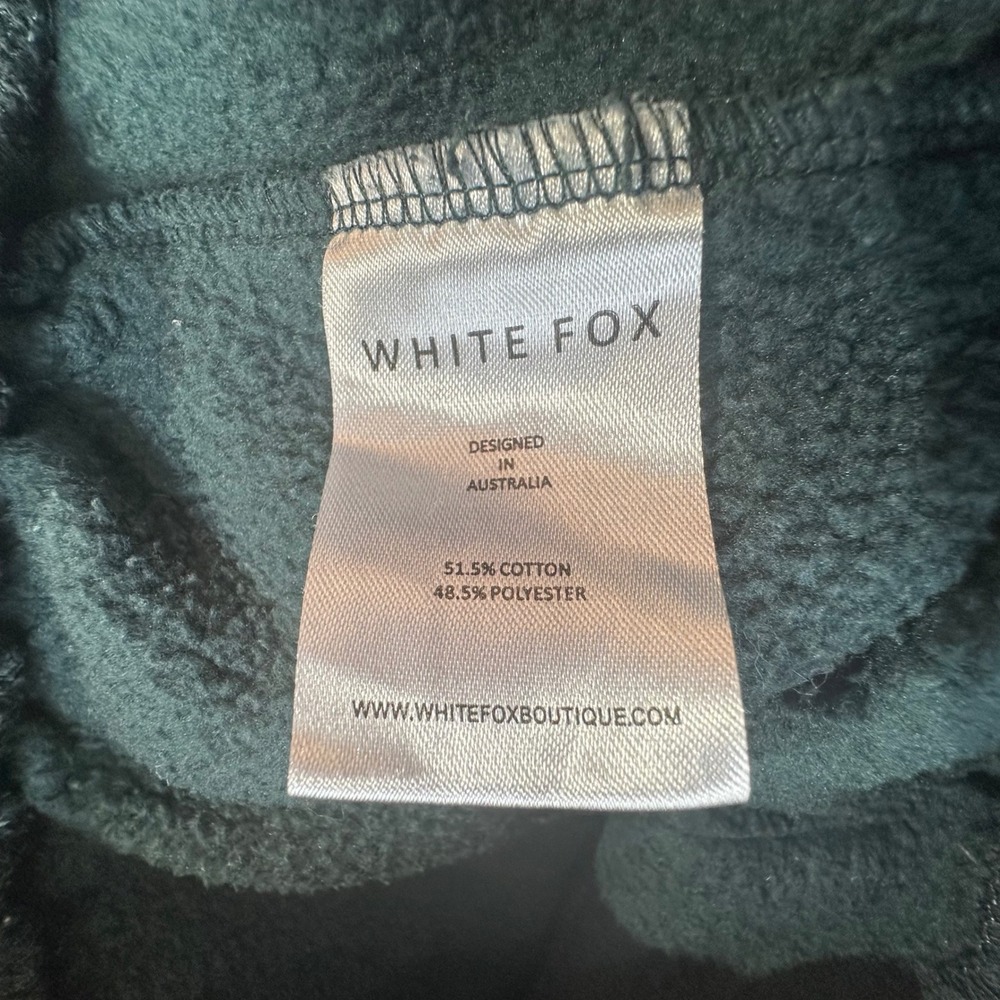 White Fox Boutique Vol. 3 Forest Green Hoodie and Joggers Set Pink Logo S/M - Picture 15 of 16